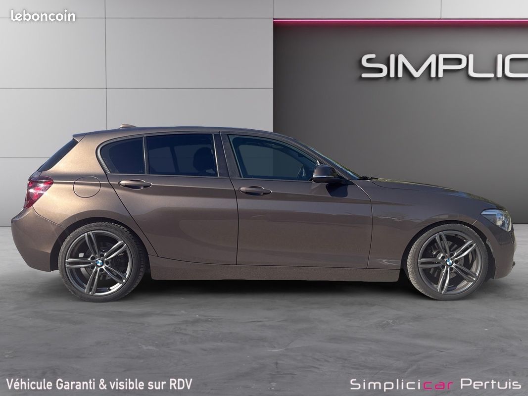 BMW SERIE 1 F20 125i 218 ch bva8 Lounge Plus Radars avants arrières entretien complet BMW Garantie 12 mois (image 12)