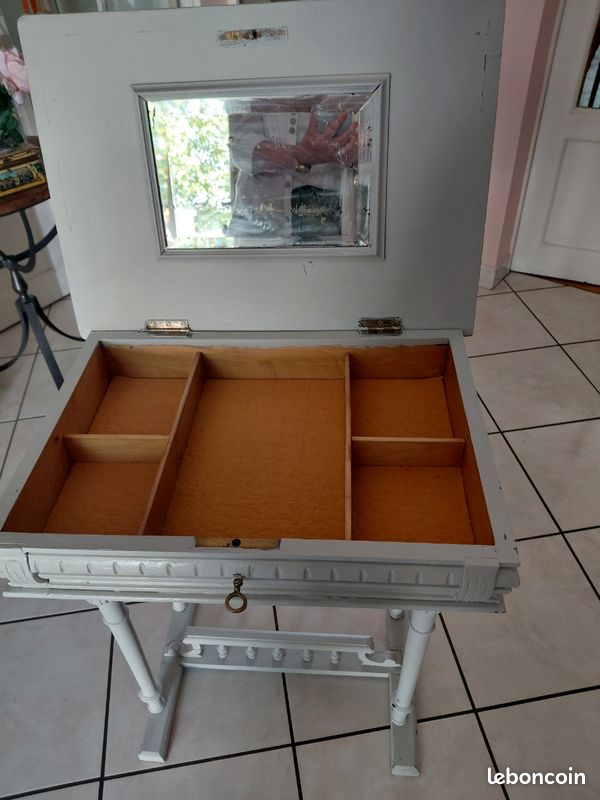 Petite table (image 2)