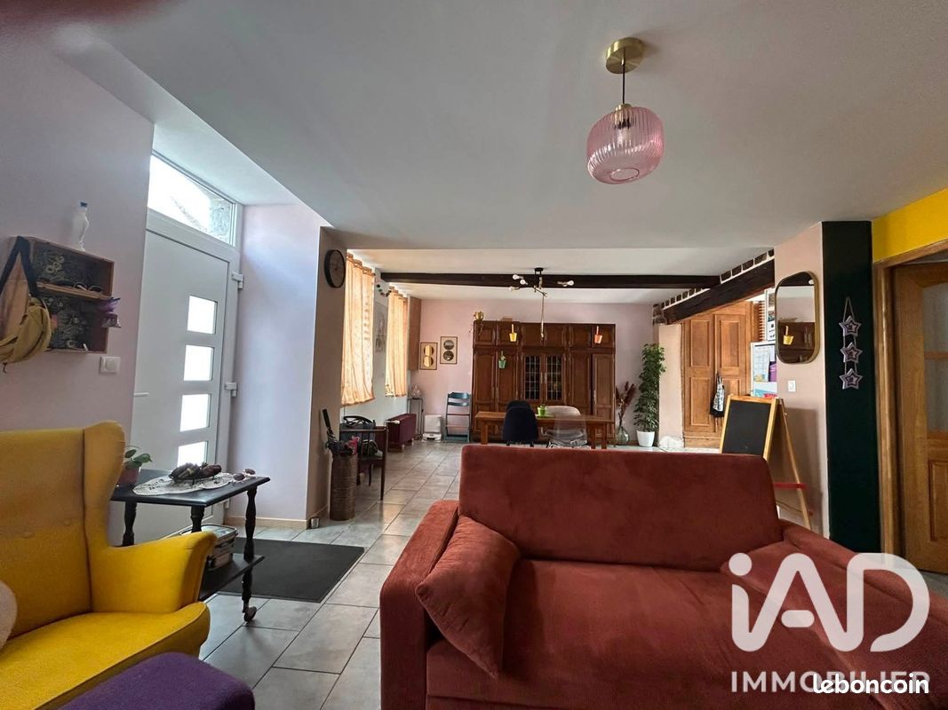 Maison 8 pièces 165 m² · à Solre-le-Château · 165 m² · 157 500 €