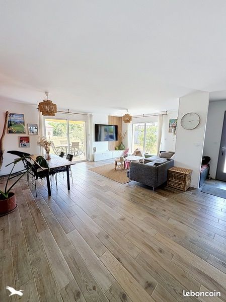 Maison 4 pièces 100 m² · à Castet-Arrouy · 100 m² · 249 000 €