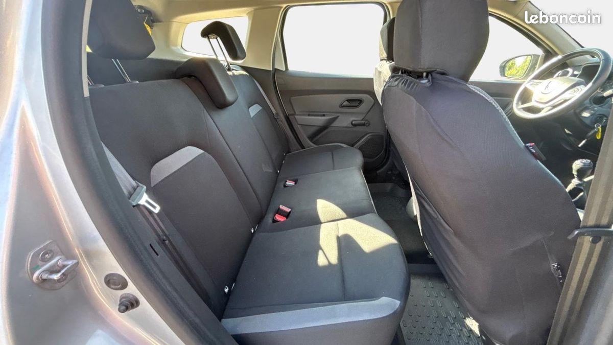 Dacia Duster ECO-GPL/ESS 100 4x2 Essentiel - 5P (image 13)