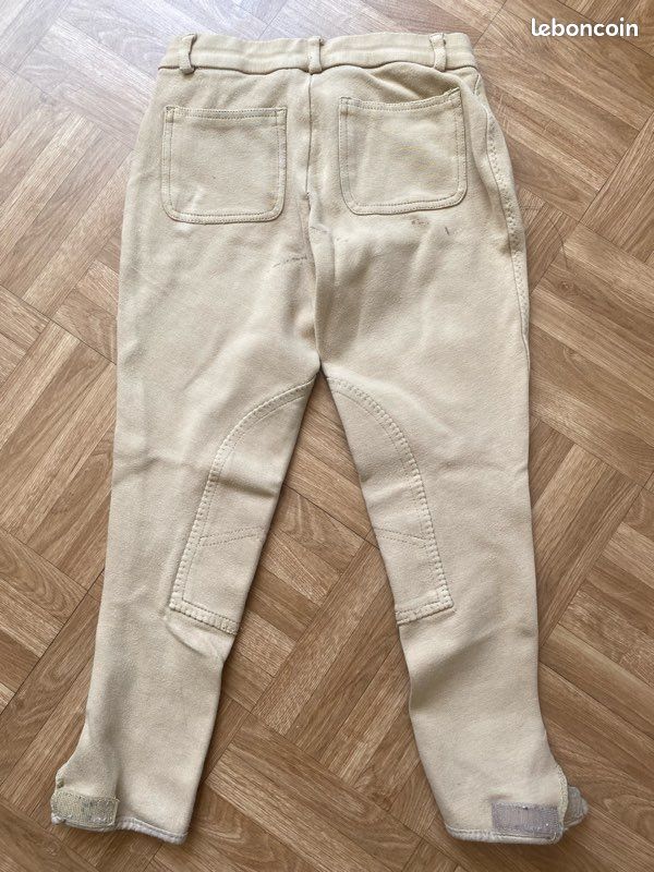 Pantalons d'équitation coloris beige pour monter à cheval