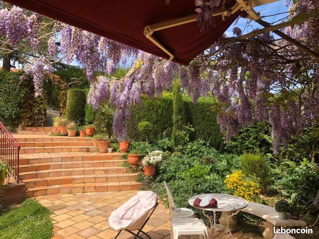 Maison 10 pièces 354 m² · à Ramonville-Saint-Agne · 354 m² · 1 159 000 €