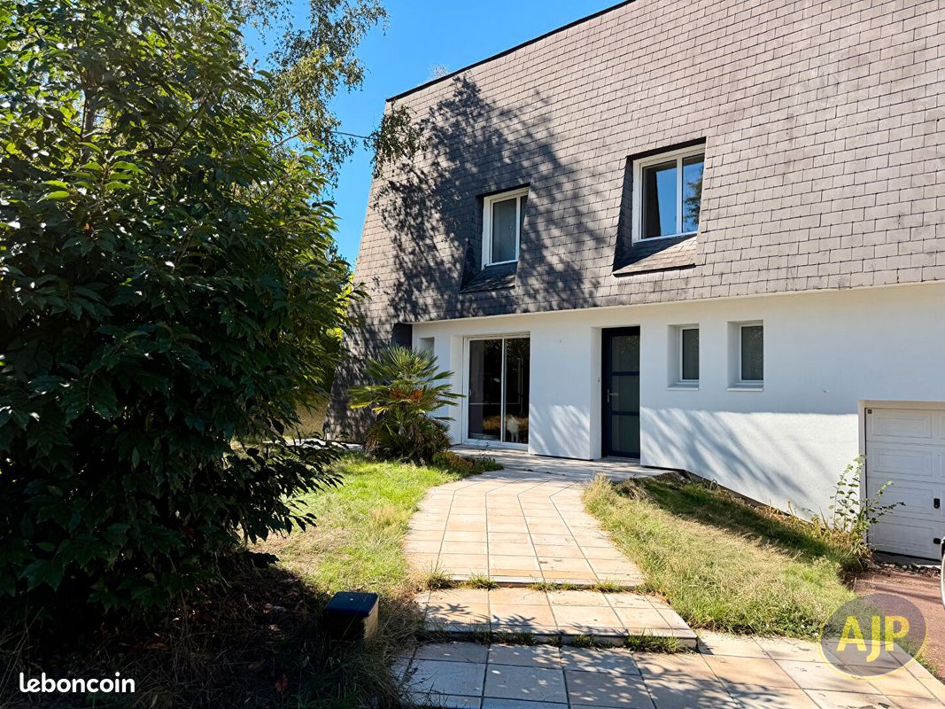 Maison 6 pièces 142 m² · à Sautron · 142 m² · 545 000 €