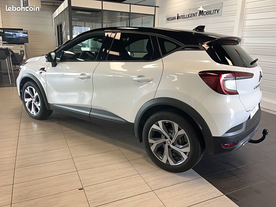 RENAULT Captur mild hybrid 160 EDC R.S. Line (image 3)