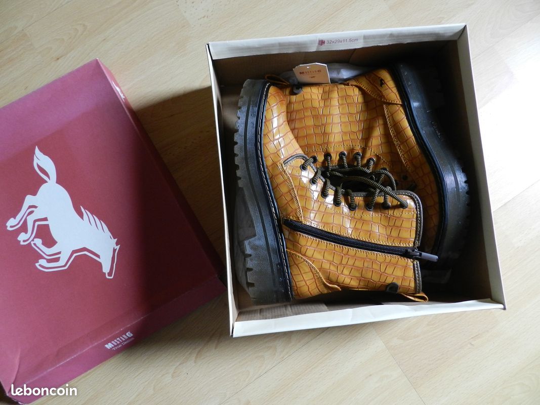 Chaussures montantes Mustang neuves (image 7)