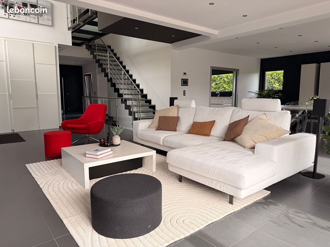 Villa 7 pièces 286 m² (image 2)