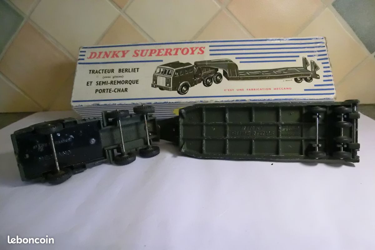 Miniature Berliet porte char Dinky supertoys - Collection
