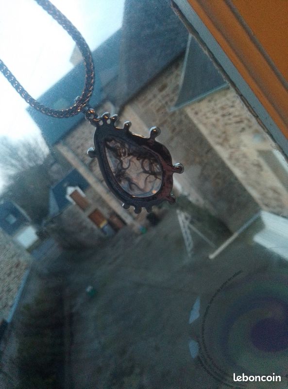 Pendentif En Argent 925 Avec Ambre De La Baltique - Ovale, 1.8g - Occasion, Couleur Marron/jaune