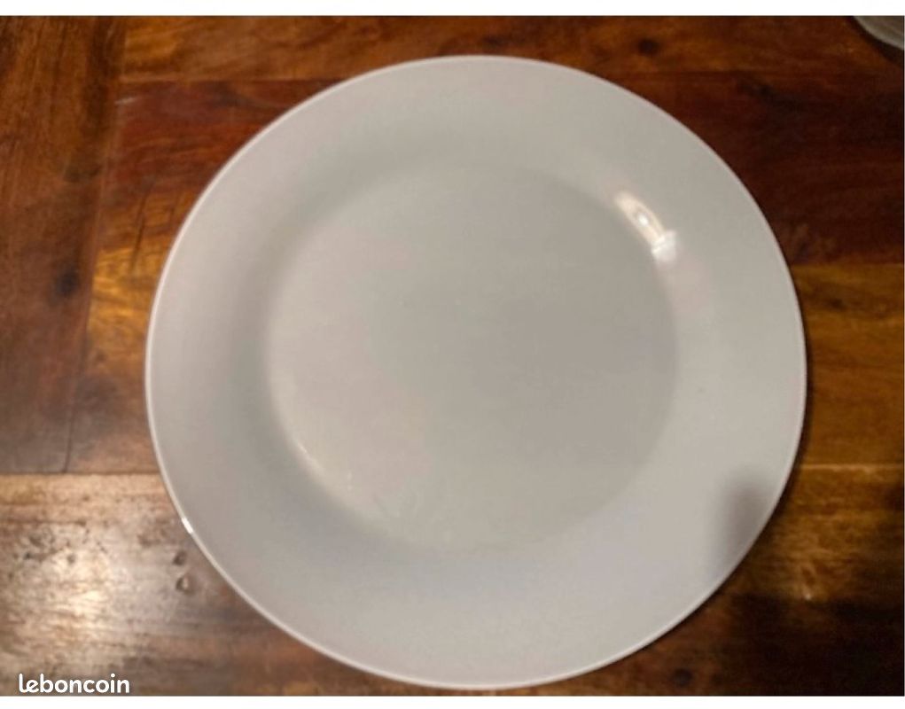 Lot 8 assiettes blanches (image 4)