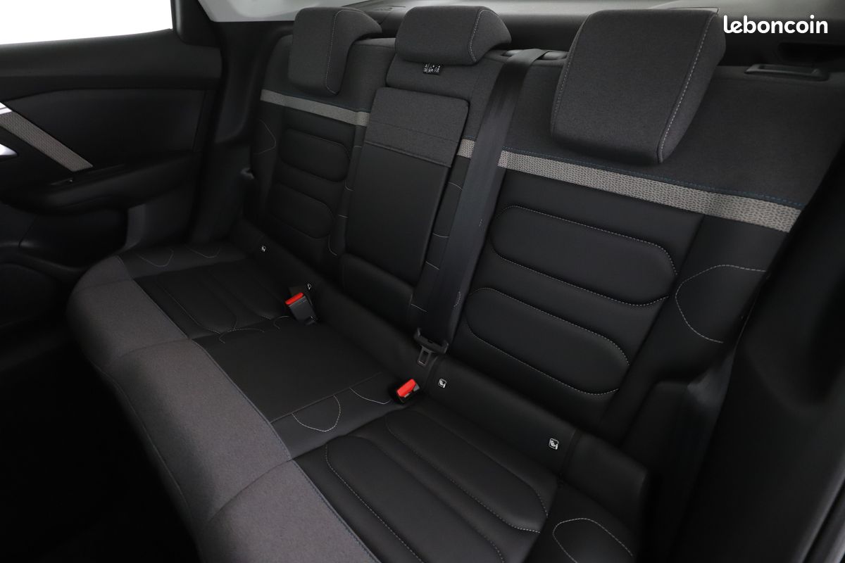 Citroen C4 X 1.5 Blue-HDi Max EAT8 131 ch (image 8)