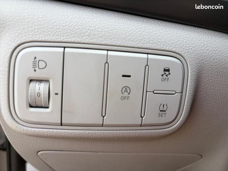 Hyundai i20 1.0 T-GDi 100ch Hybrid Intuitive (image 24)