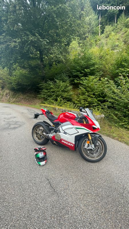 Panigale v4s Speciale Magnesio 874/1500 Motos