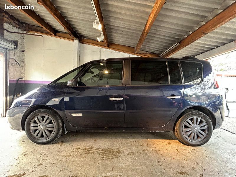 Renault ESPACE IV 2.0 DCI 175CH FAP INITIALE BVA (image 14)