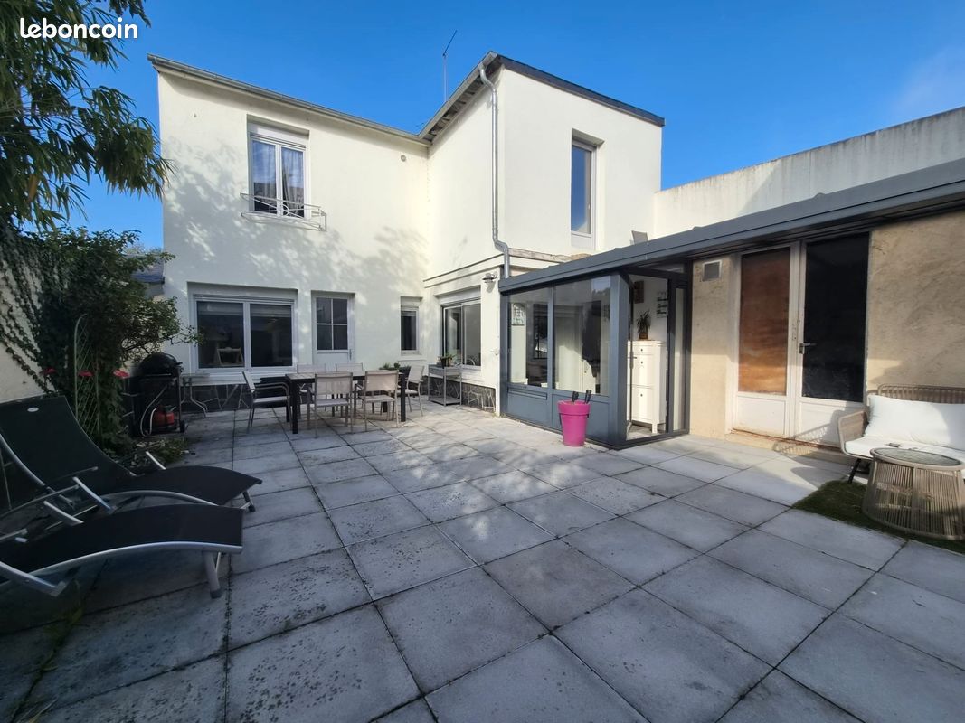 Maison 3 pièces 77 m² · à Vouvray · 77 m² · 215 000 €