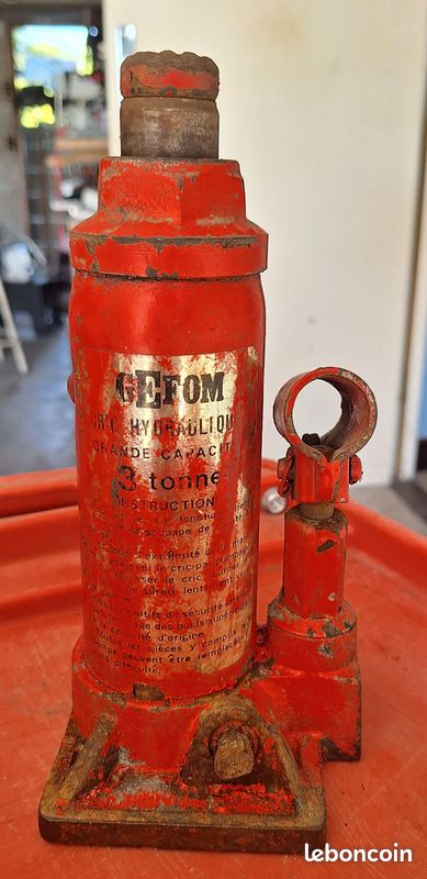 Cric hydraulique 3T (image 1)