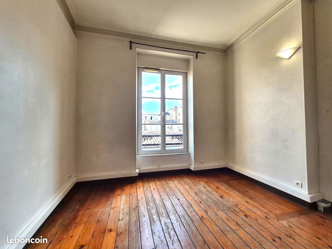 Appartement 1 pièce 26 m² · à Bordeaux · 26 m² · 685 €