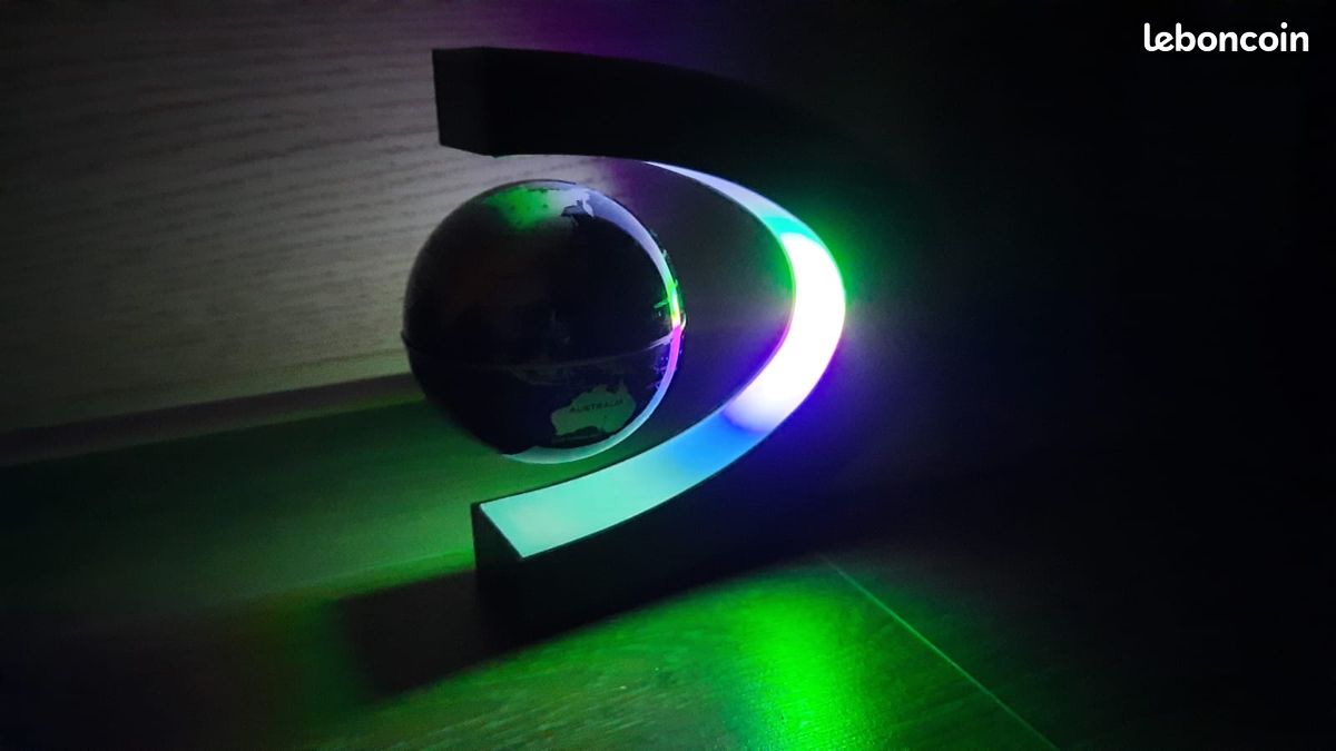 Globe terrestre magnétique lumineux (image 4)