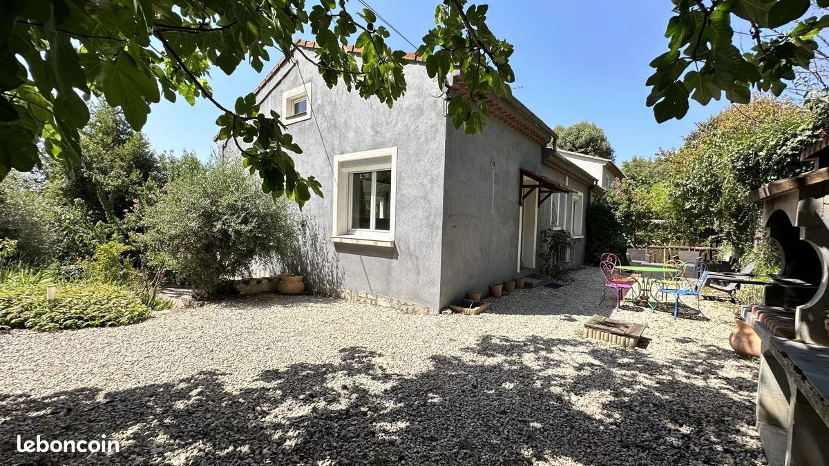 Maison 9 pièces 205 m² · à Mimet · 205 m² · 919 000 €