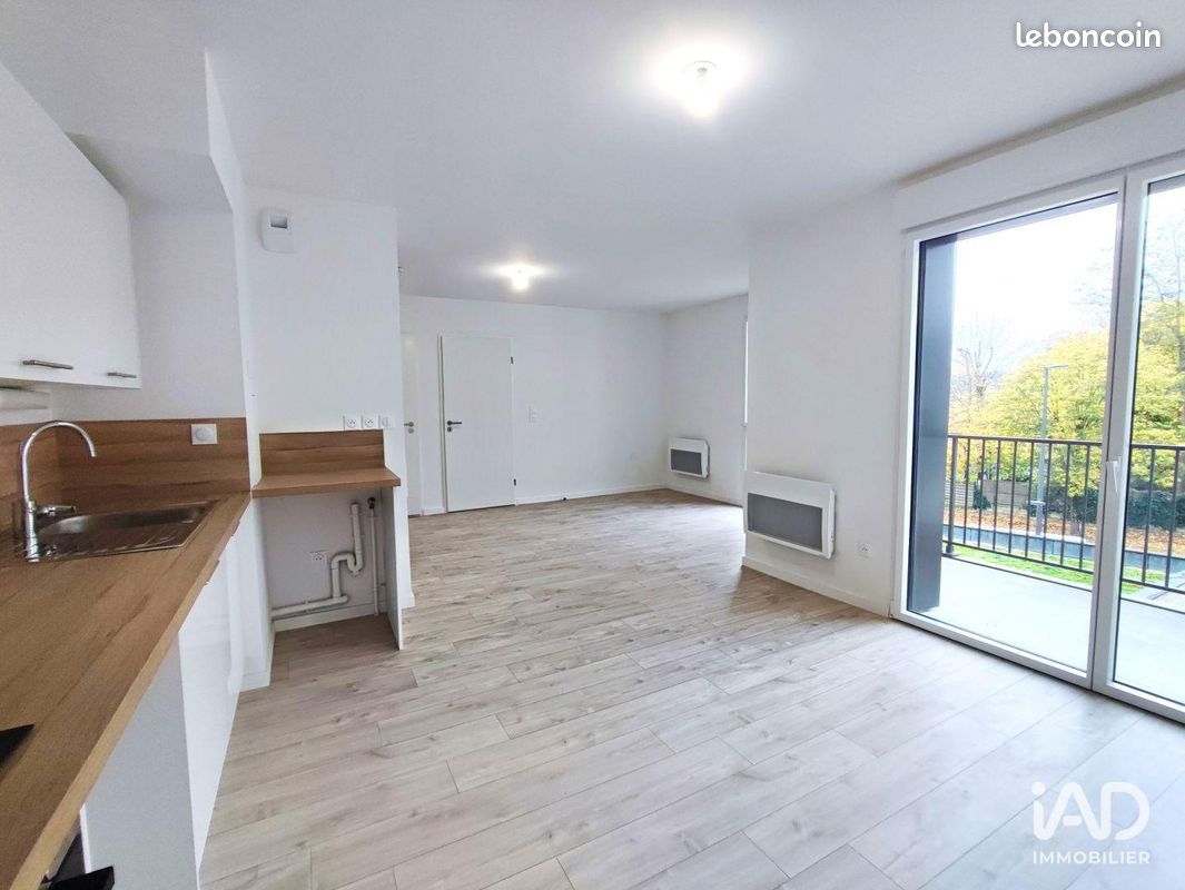 Appartement 2 pièces 48 m² · à Compiègne · 48 m² · 715 €