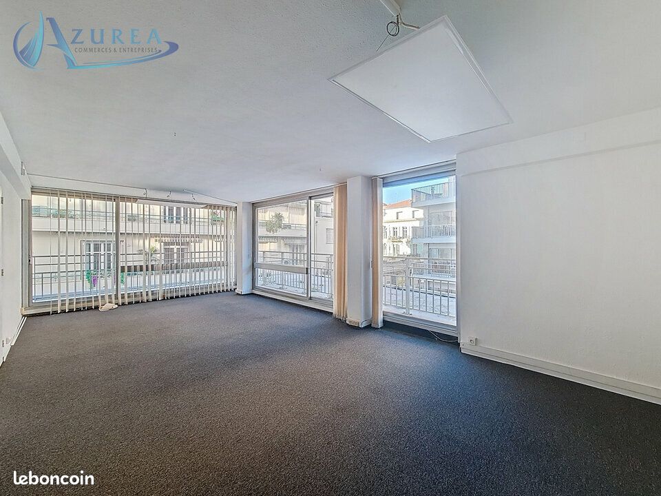Bureaux 65 m² NICE (image 1)