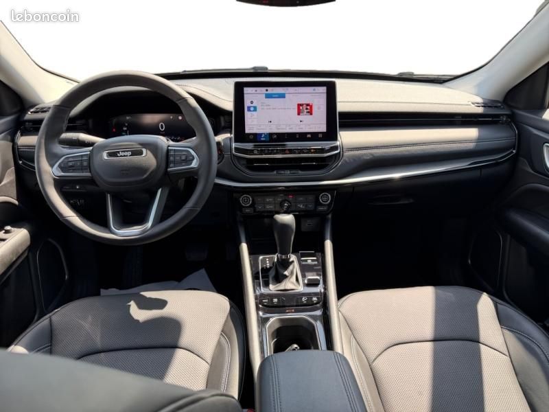 Jeep Compass 1.3 Turbo T4 240ch PHEV 4xe Summit AT6 eAWD (image 20)