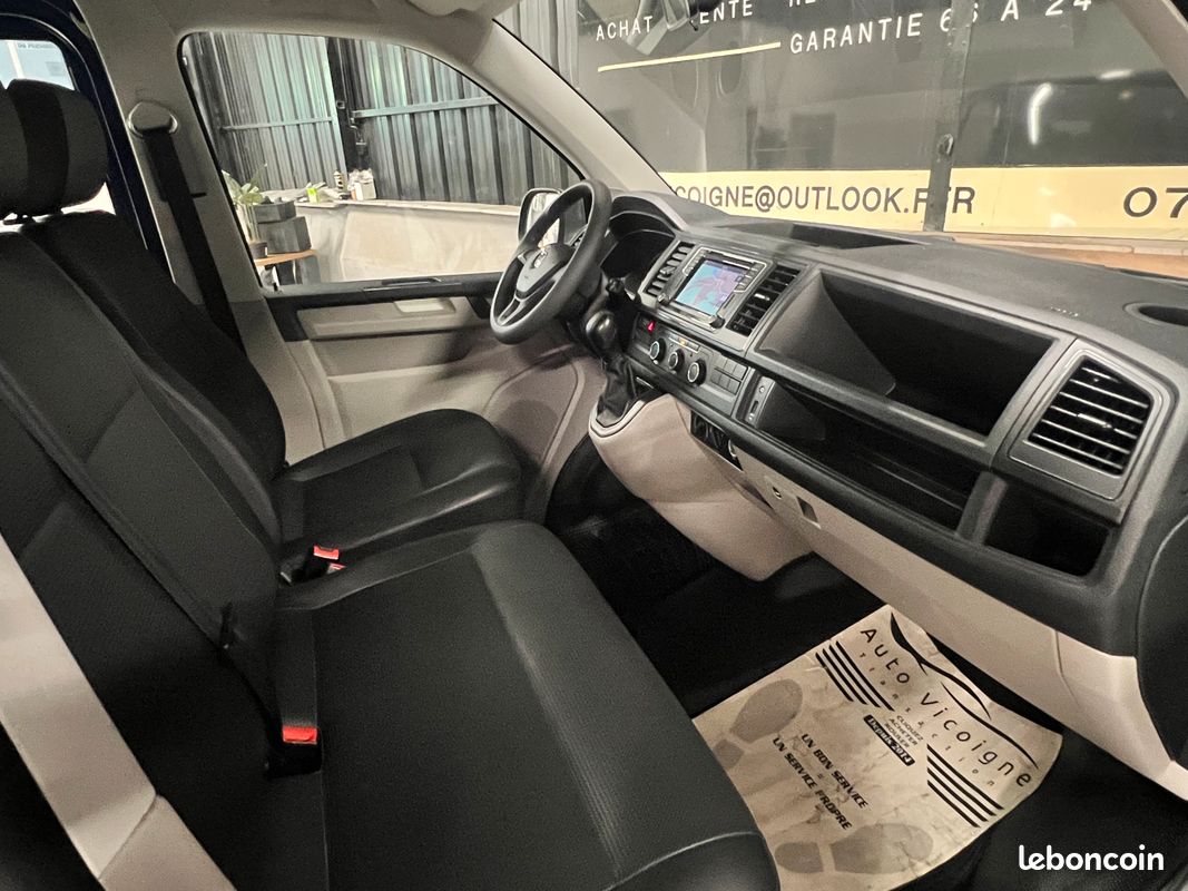Volkswagen Transporteur T6Combi / 2.0 TDI 150 ch DSG 7 /1ere main / 9 Places / GPS / Entretiens à jours (image 5)