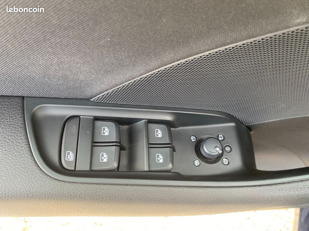 Audi A3 BERLINE BUSINESS 1.6 TDI Business line (image 25)
