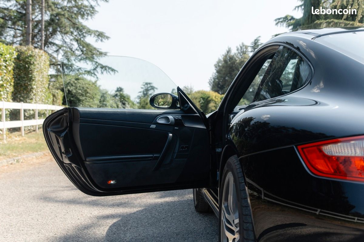 Porsche 911 Type 997 Carrera 4S - Très bon état de présentation (image 12)
