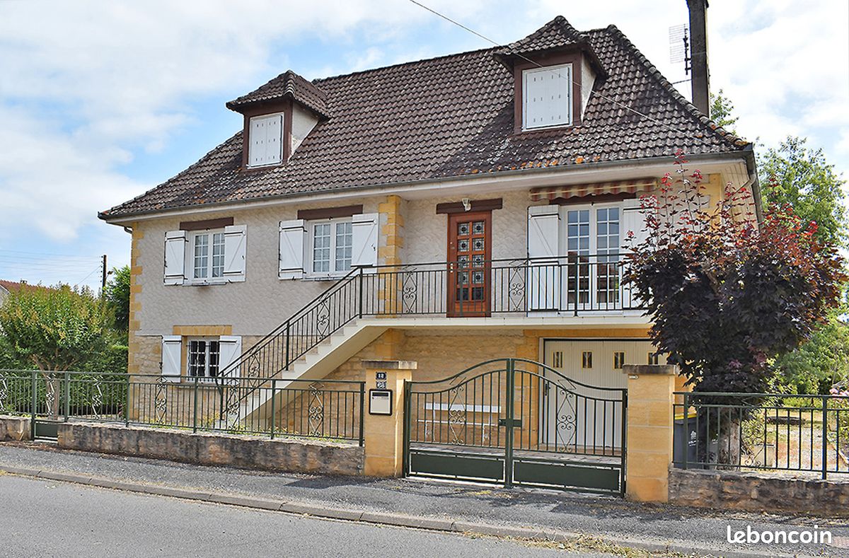 Maison 7 pièces 146 m² · à Terrasson-Lavilledieu · 146 m² · 227 600 €