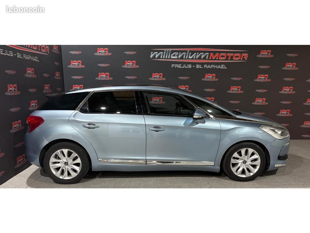 DS DS 5 1.6 e-HDi - 115ch - BVA So Chic - garantie 6 mois (image 2)