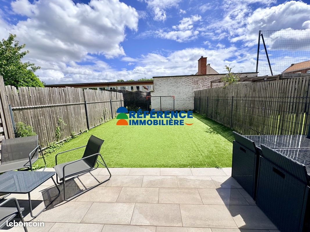 Maison 4 pièces 89 m² · à Wambrechies · 89 m² · 372 000 €