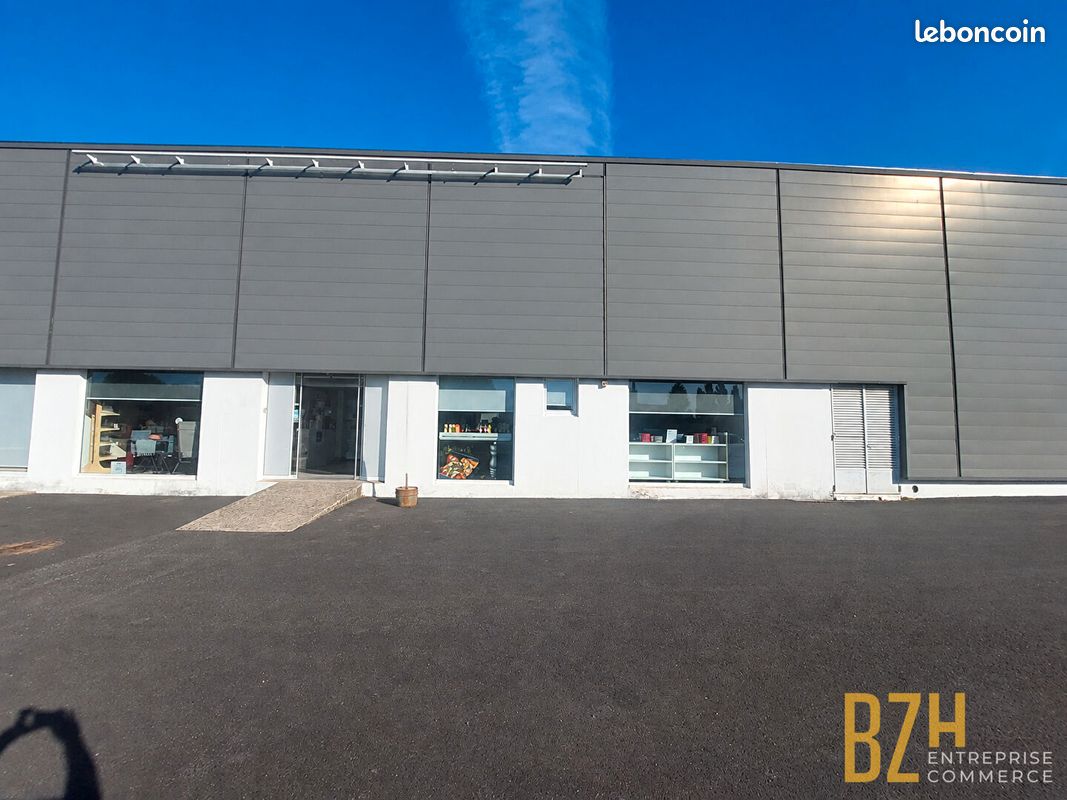 Local 2200 m² LANGUIDIC (image 1)