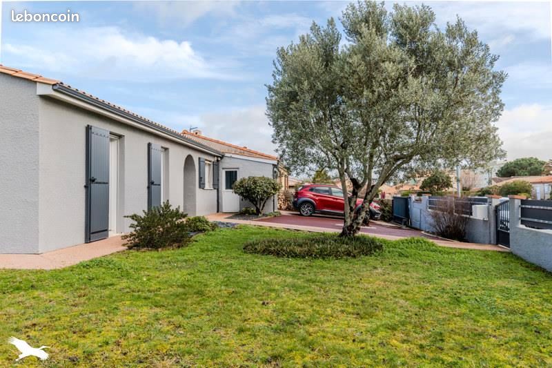 Maison 4 pièces 124 m² · à Carbon-Blanc · 124 m² · 339 560 €
