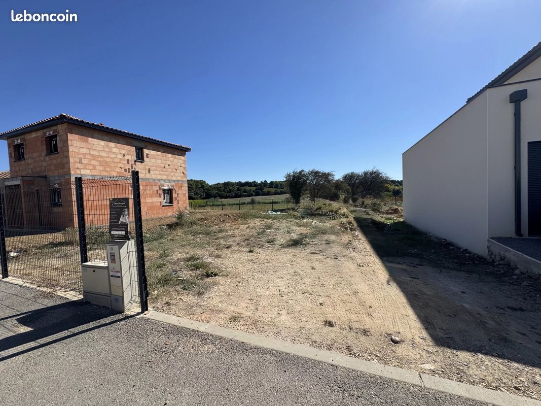 Terrain 298 m² · à Aigues-Vives · 298 m² · 145 000 €