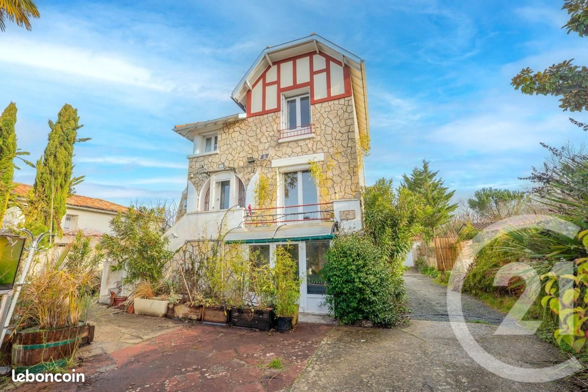 Maison 6 pièces 147 m² · à Saujon · 147 m² · 260 000 €
