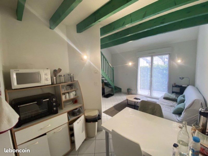 Appartement 1 pièce 32 m² · à Laval · 32 m² · 450 €