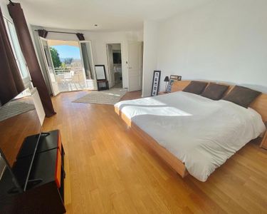Maison 1 480 000 € - 392 m²