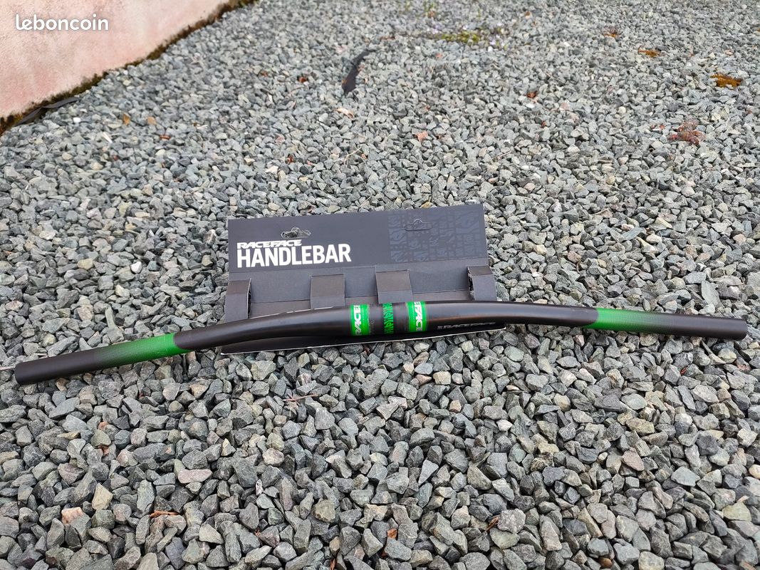 Cintre VTT Race Face Next carbon vert Équipements vélos