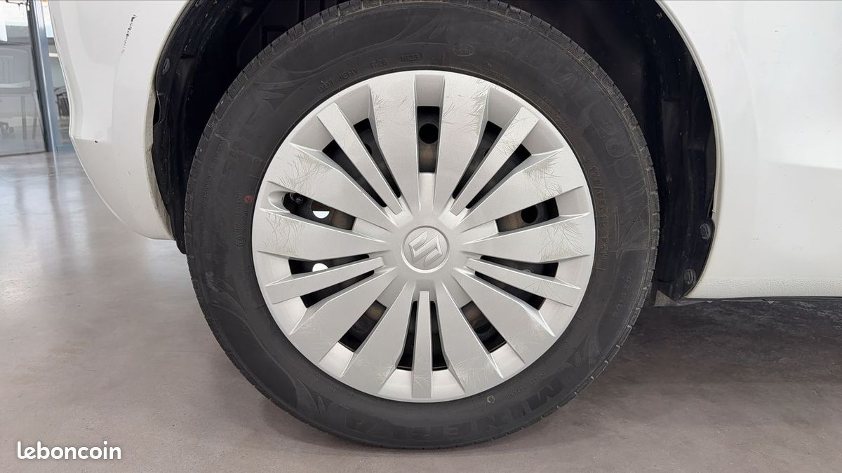Suzuki Swift 1.2 VVT 94 Privilege (image 16)