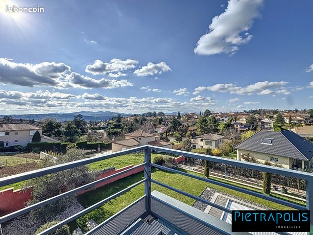 Maison 8 pièces 322 m²
