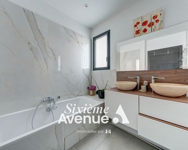 Maison 960 000 € - 297 m²