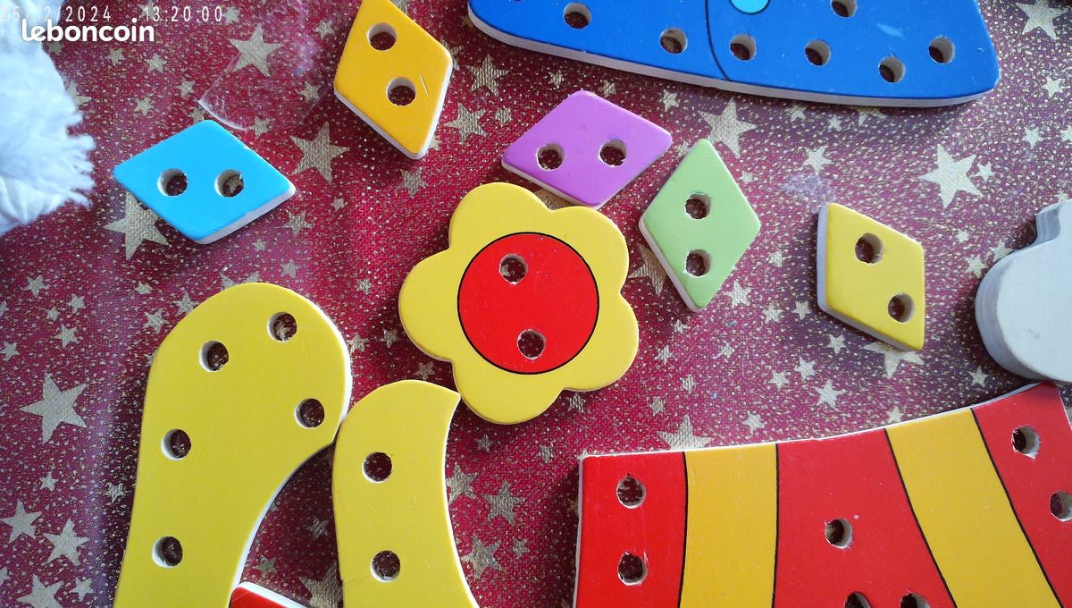 CLOWN à lacer avec toutes ses pièces en bois (image 6)