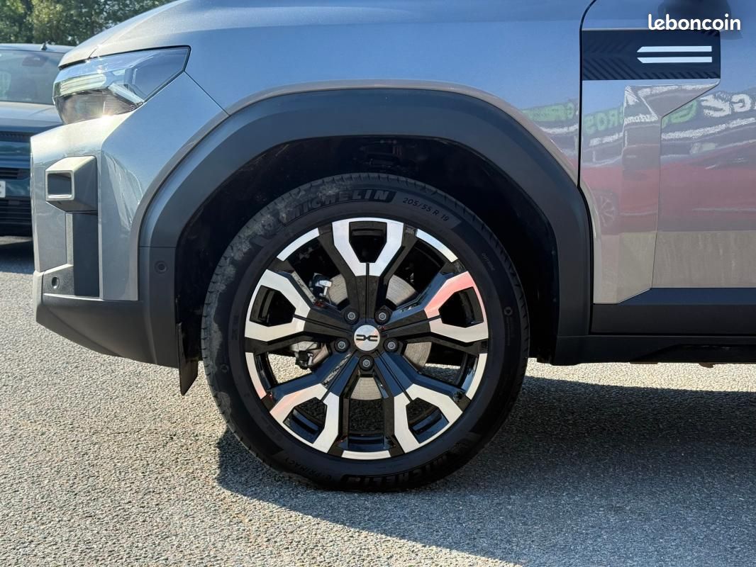 Dacia bigster HYBRID 155 Journey (image 34)
