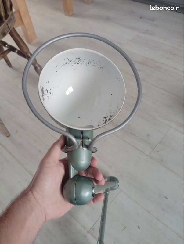 Lampe jielde 2 bras articulés (image 3)
