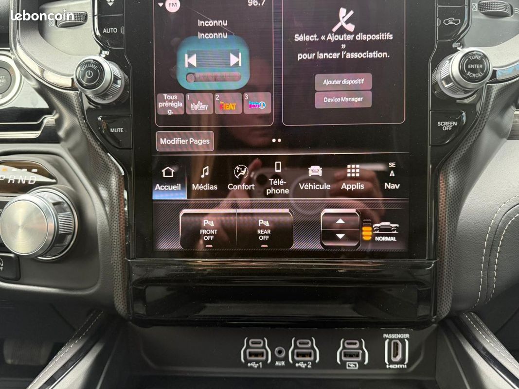 Dodge ram 1500 crew limited night edition rambox (image 23)