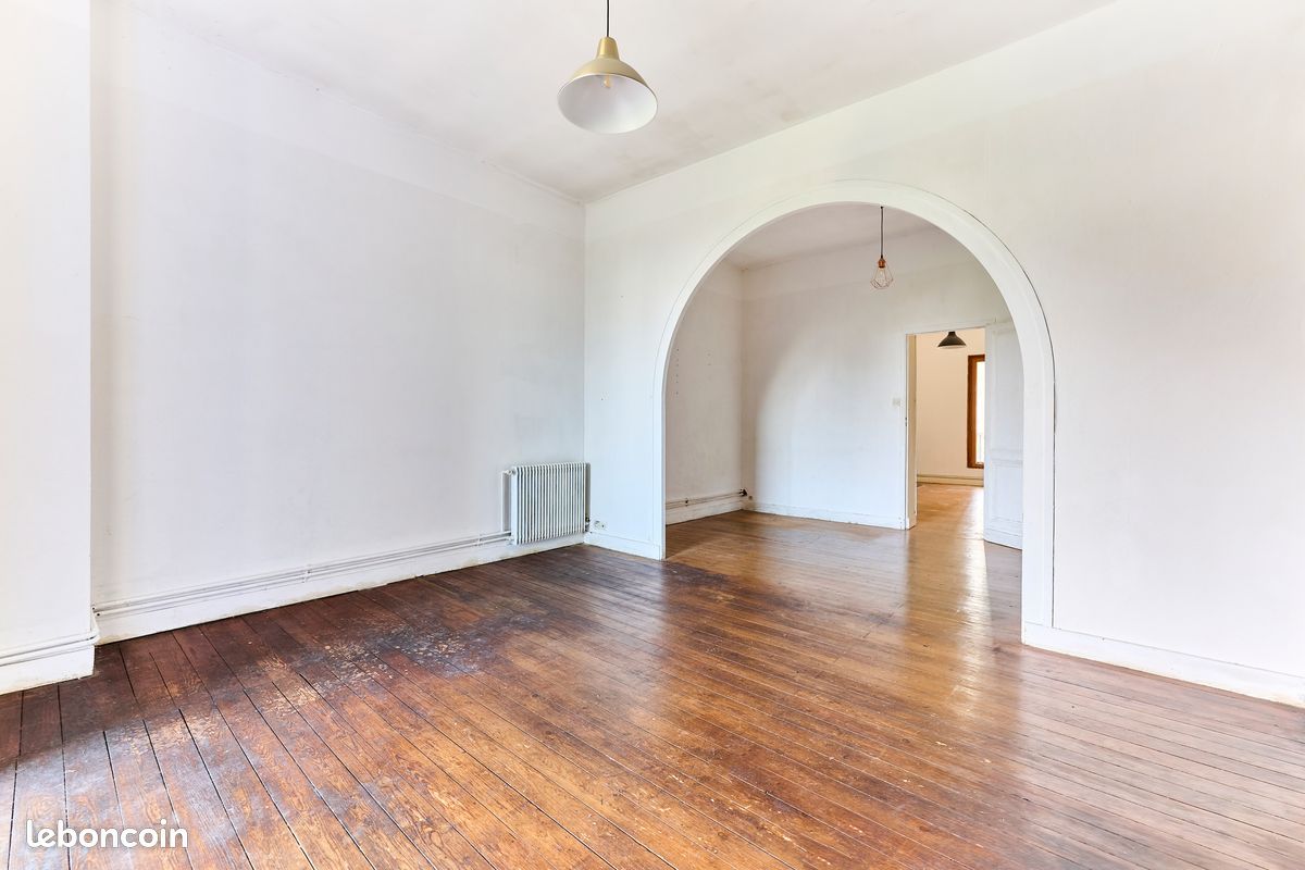 Appartement 2 pièces 62 m² · à Bordeaux · 62,4 m² · 185 000 €