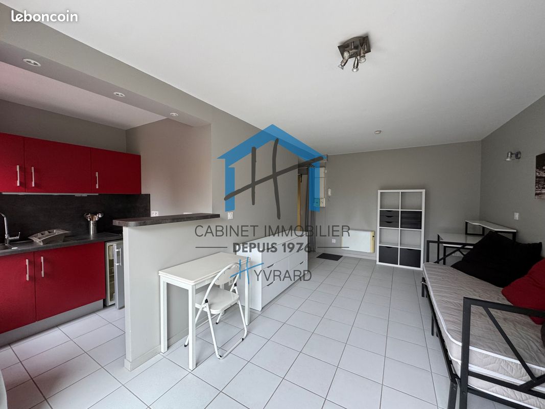 Appartement 1 pièce 26 m² · à Saint-Étienne · 26 m² · 385 €