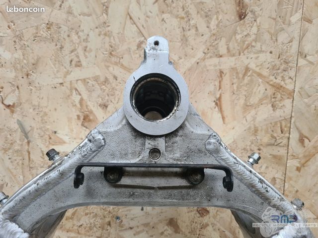 Cadre avec carte grise Aprilia RSV4 2009 à 2014 (image 5)