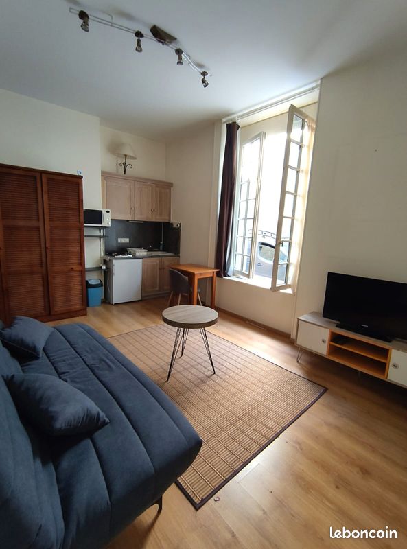 Appartement 1 pièce 18 m² · à Brive-la-Gaillarde · 18 m² · 370 €